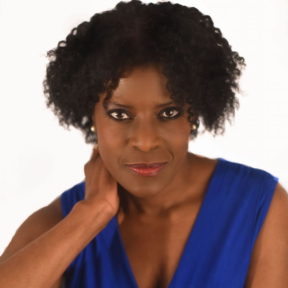 Meet your Posher, Regina